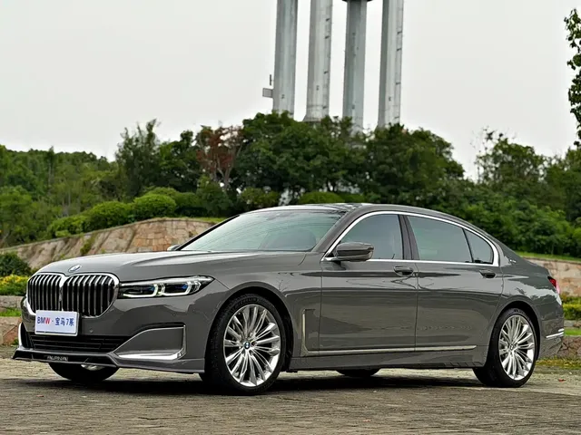 BMW 7 Series 2019 730Li Luxury Package