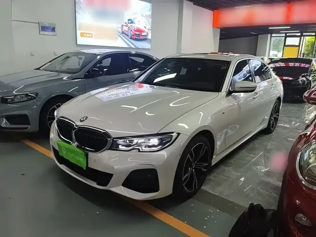 BMW 3 Series 2022 Facelift 325i M Sport Package