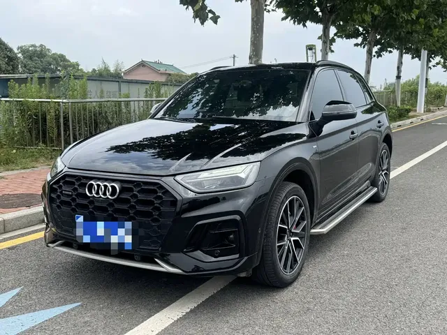 Audi Q5L 2025 40 TFSI Luxury Dynamic