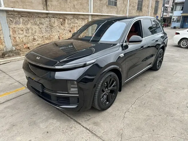 Li Auto Li L8 2023 Pro