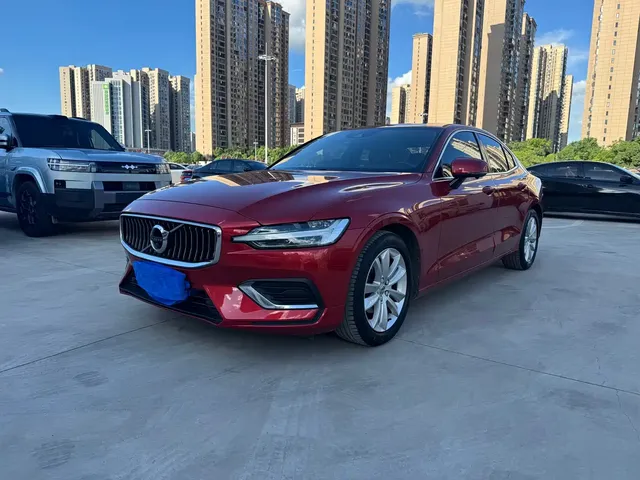 Volvo S60 2021 T3 Smart Luxury
