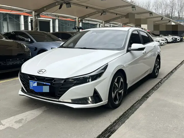 Hyundai Elantra 2023 Model 1.5L CVT LUX Premium Edition