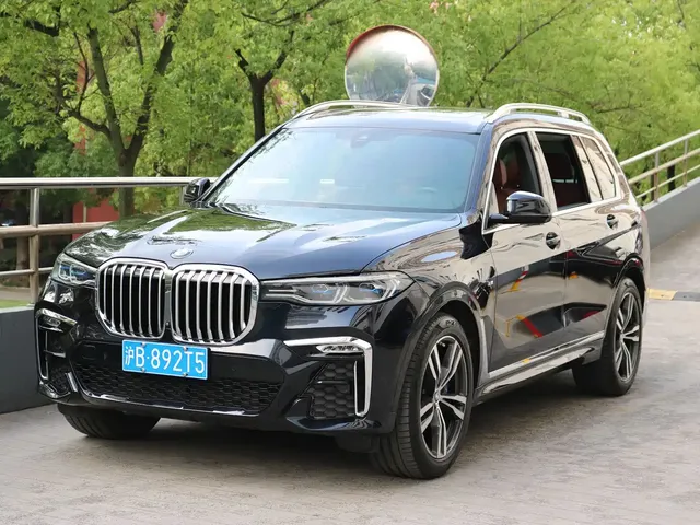 BMW X7 2021 Facelift xDrive40i Premium M Sport Package