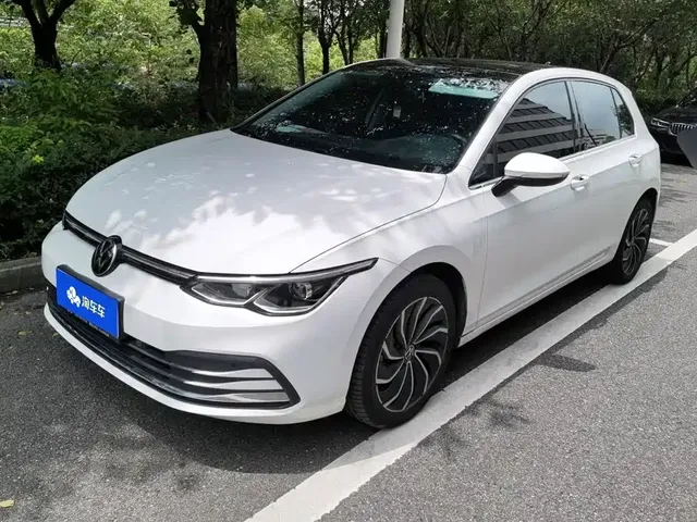 Volkswagen Golf 2021 200TSI DSG Pro