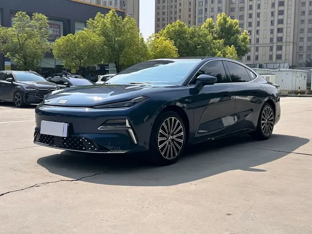 Geely Galaxy Xingyao 8 2025 130km EM-P Starship Edition