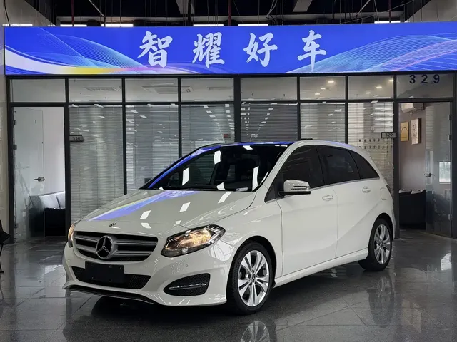 Mercedes-Benz B-Class 2018 B 200 Sport