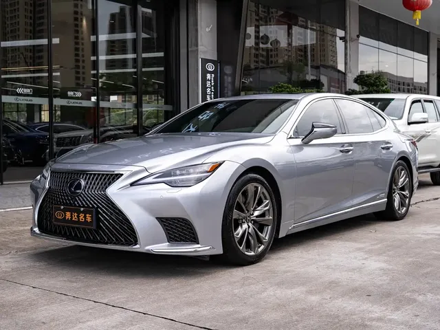 Lexus LS 2021 500h Excellence Edition