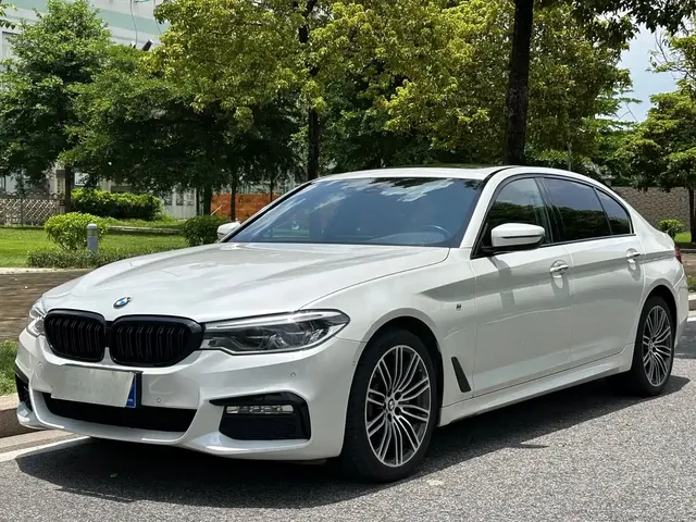BMW 5 Series 2018 Facelift 530Li Leading M Sport Package