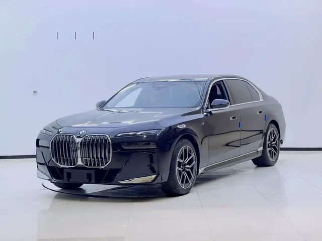 BMW 7 Series 2023 Model 735Li M Sport Package