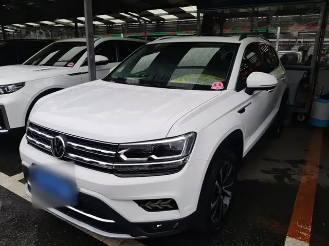 Volkswagen Tharu 2021 330TSI 4WD Luxury Plus