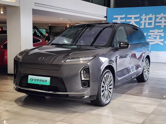 NIO ES8 2025 Model 6-Seat Executive Luxury Edition
