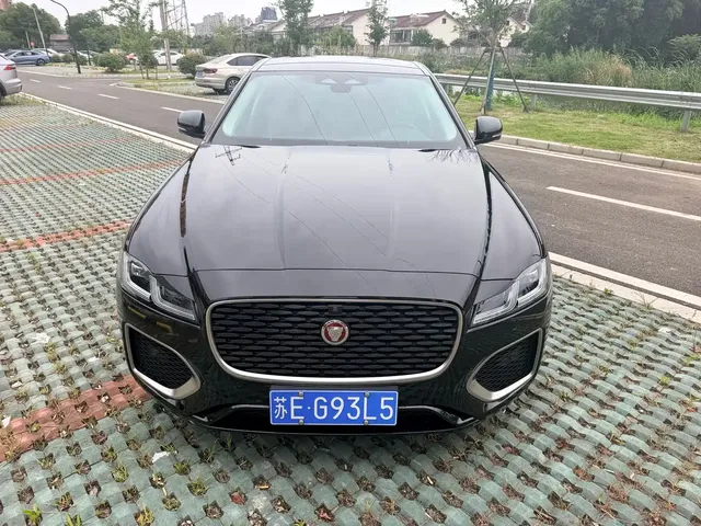 Jaguar XFL 2023 Model XFL 2.0T P250 2WD Premium Luxury Edition