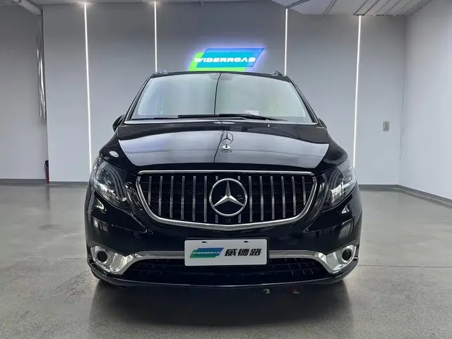 Mercedes-Benz Vito 2021 2.0T Business Edition 7-seater