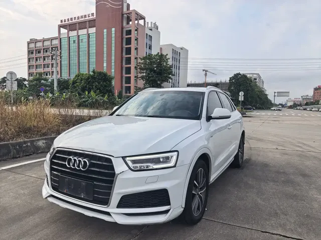 Audi Q3 2018 30 TFSI Fashion Collector's Edition