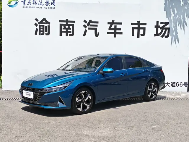 Hyundai Elantra 2022 1.5L CVT LUX Premium Edition