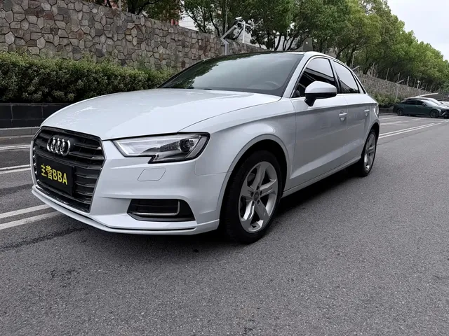 Audi A3 2020 Facelift Limousine 35 TFSI Progressive (China VI)