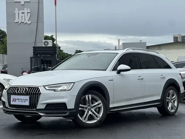 Audi A4 (Import) 2019 45 TFSI allroad quattro Fashion