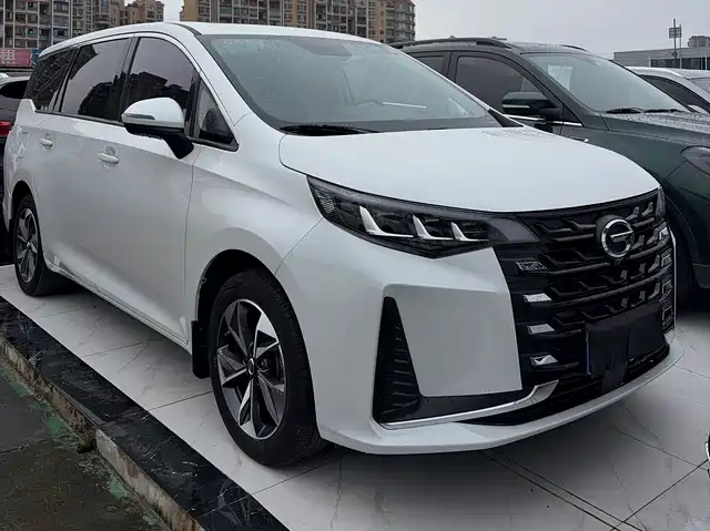 GAC Trumpchi M6 2023 PRO 270T DCT Luxury Edition