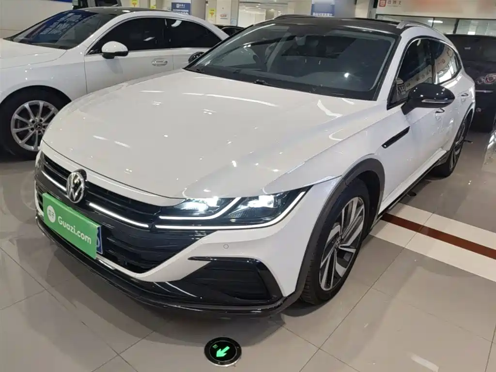 Volkswagen FAW-Volkswagen CC 2021 Shooting Brake 330TSI Hunter Edition