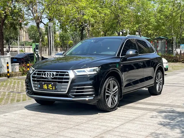 Audi Q5L 2020 Facelift 40 TFSI Honor Fashion