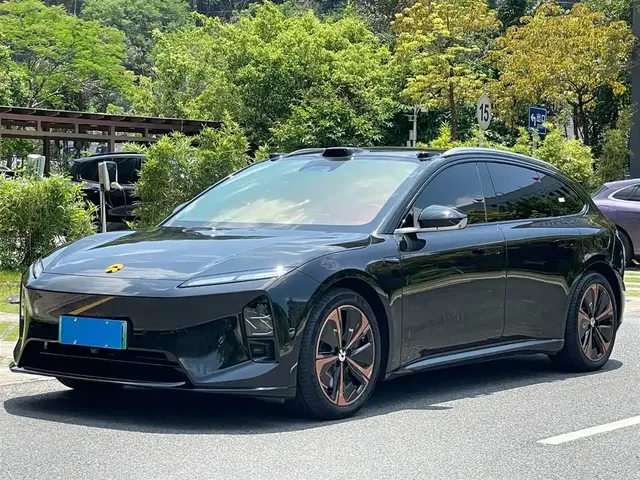 NIO ET5T 2025 75kWh Touring