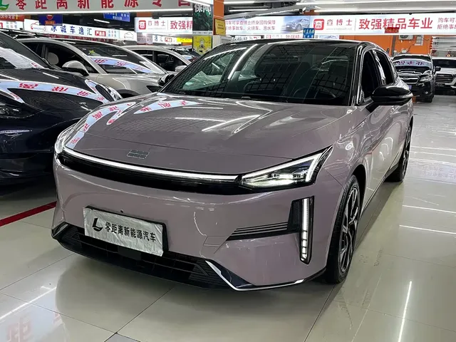 Geely Galaxy L6 2024 125km Creative Edition
