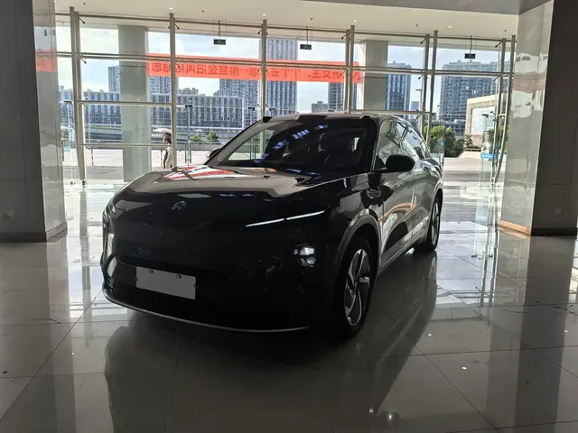 NIO ES8 2023 75kWh