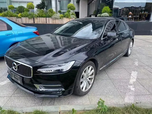 Volvo S90 2020 T5 Momentum Sport Edition