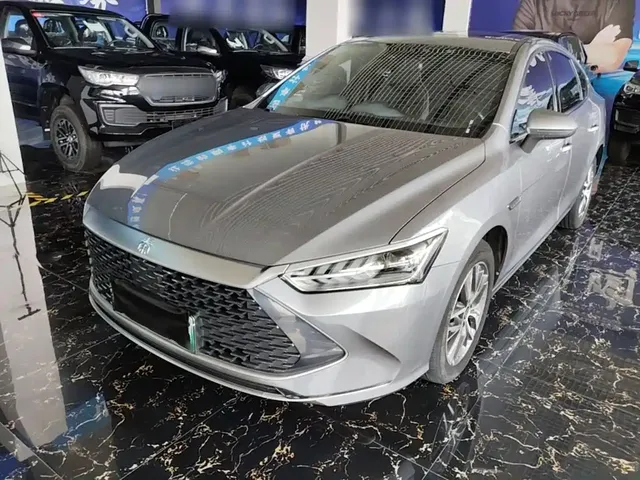 BYD Qin PLUS 2021 DM-i 120KM Premium