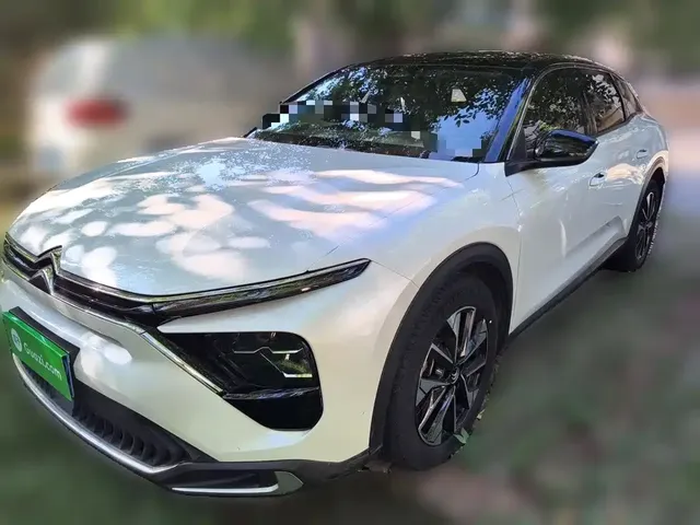 Citroën Versailles C5 X 2022 1.6T Enjoy Extraordinary Tiger Year Opening Edition