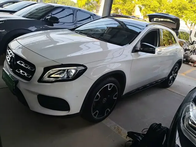 Mercedes-Benz GLA 2018 GLA 220 4MATIC Sport