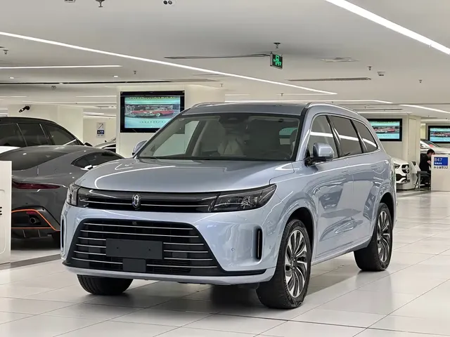 AITO Wenjie AITO M7 2022 1.5T AWD Luxury Edition