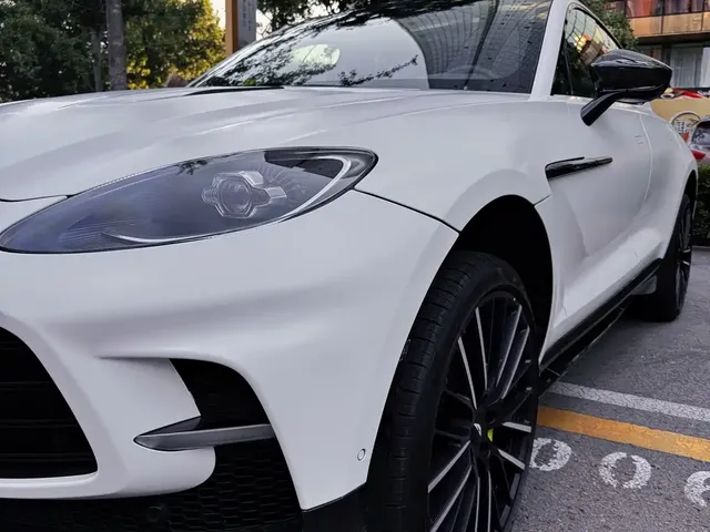Aston Martin DBX 2023 Model 4.0T V8 707