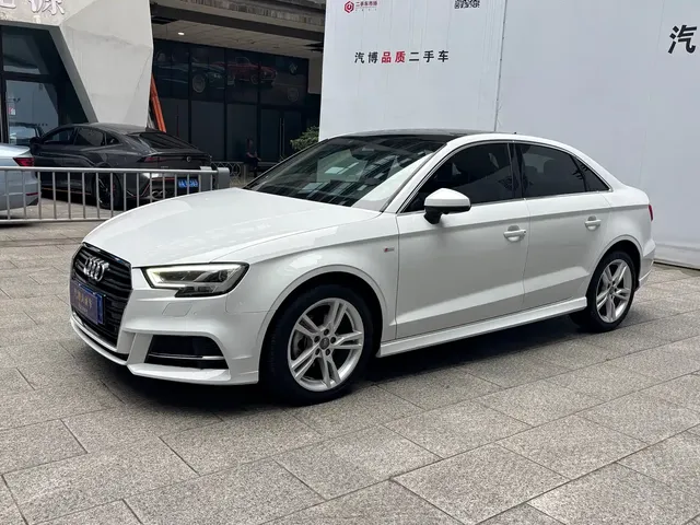 Audi A3 2019 Limousine 35 TFSI Sport China VI