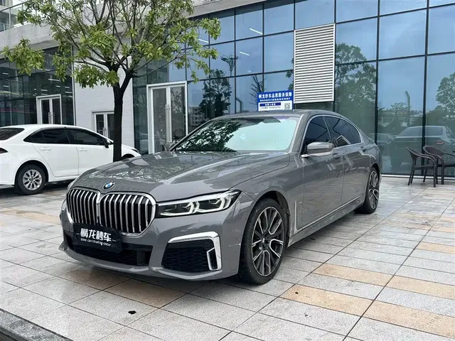 BMW 7 Series 2019 Facelift 740Li Leading M Sport Package