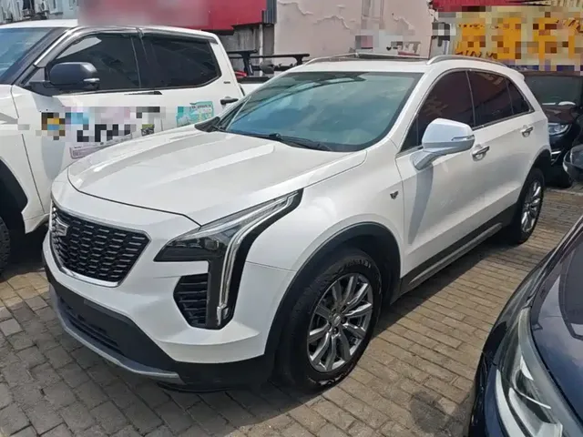Cadillac XT4 2021 28T FWD Premium Edition