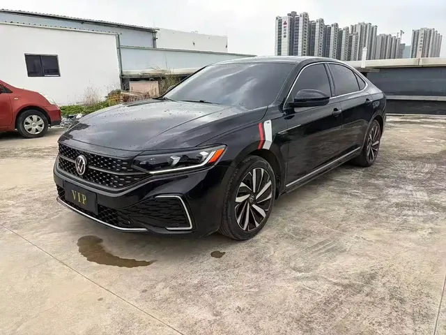 Volkswagen Passat 2022 330TSI Luxury Edition