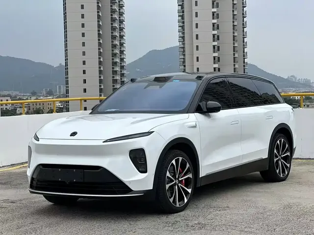 NIO ES8 2023 75kWh
