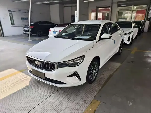 Geely Emgrand 2022 4th Generation 1.5L CVT Luxury