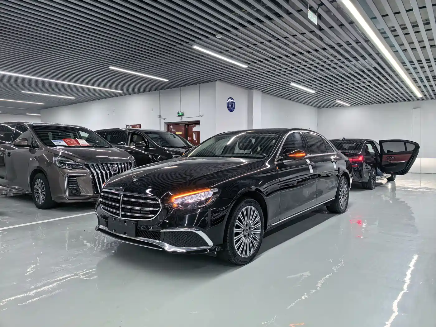 Mercedes-Benz E-Class 2021 E 300 L Fashion