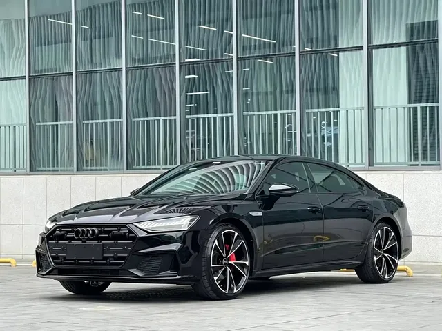 Audi A7L 2022 45 TFSI quattro S-line Black Warrior Edition