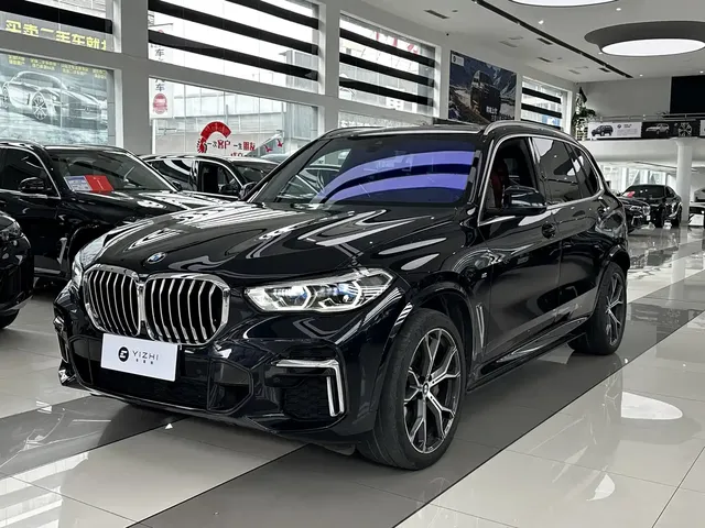 BMW X5 2022 Model xDrive 40Li M Sport Package