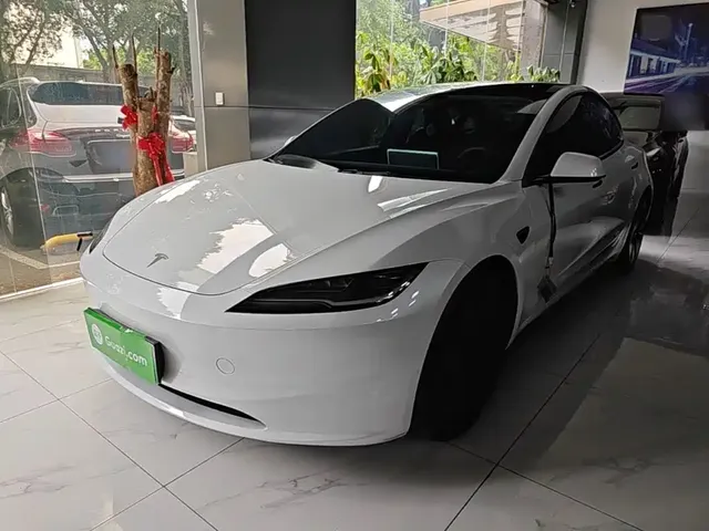 Tesla Model 3 2023 Rear-Wheel Drive
