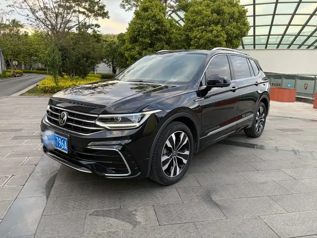 Volkswagen Tiguan L 2022 330TSI Auto 2WD R-Line Premium Edition
