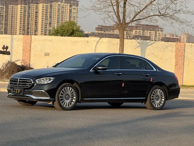 Mercedes-Benz E-Class 2023 E 300 L Fashion