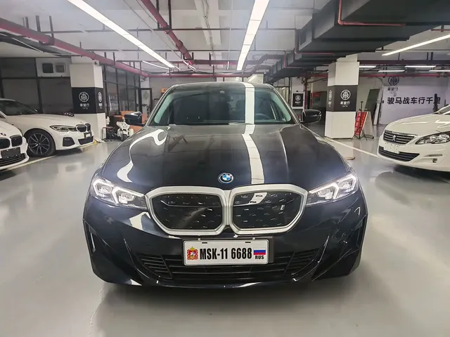 BMW i3 2024 eDrive 35 L