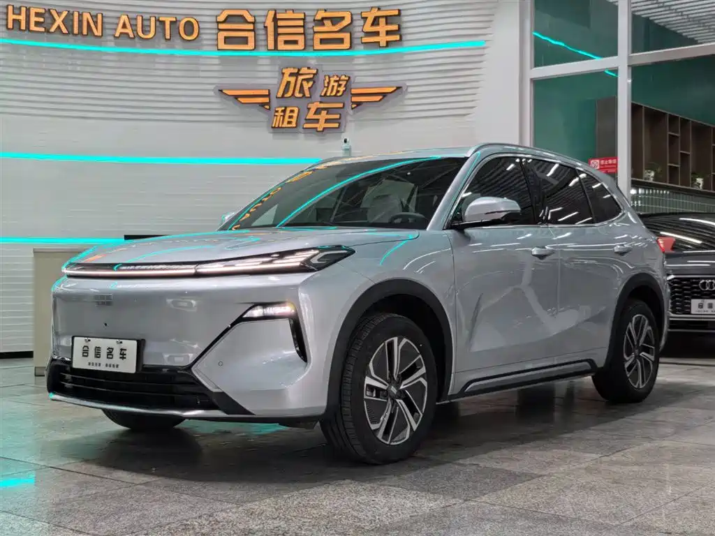 Geely Galaxy Starship 7 EM-i 2025 Model 120km Explorer+ Edition