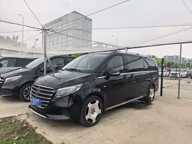 Mercedes-Benz V-Class 2024 V 300 L Long Wheelbase Luxury Edition