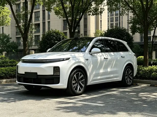Li Auto L7 2023 Pro