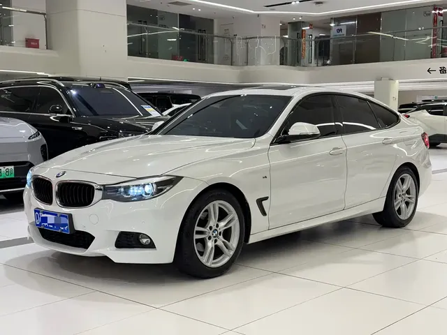 BMW 3 Series GT 2019 320i M Sport Package